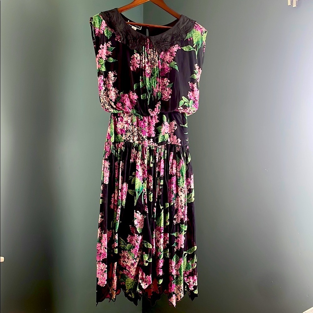 Moonglow vintage 80s dress , floral light weight